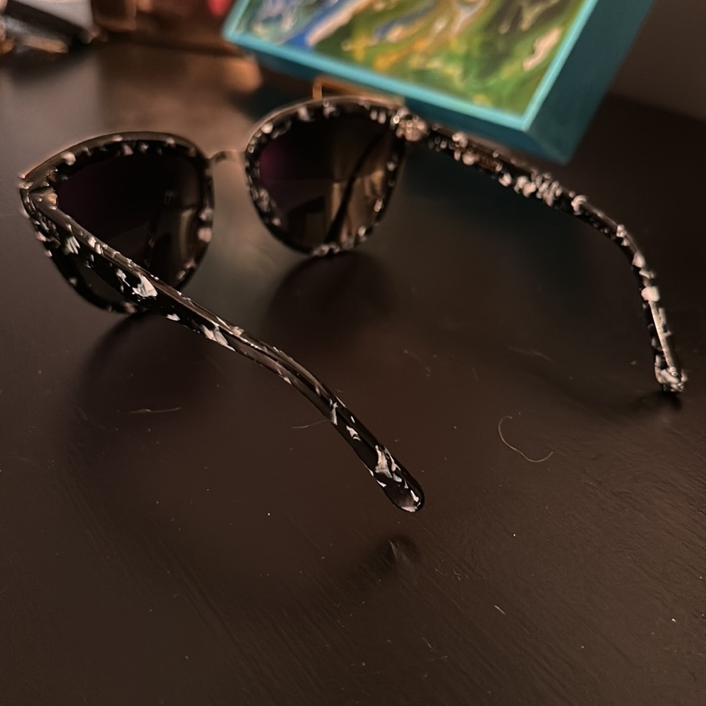 Diff Sunnies - image 2